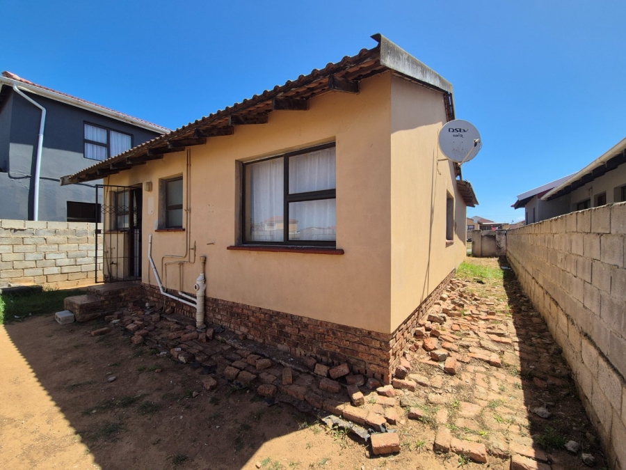 2 Bedroom Property for Sale in Motherwell Nu7 Eastern Cape